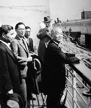 Boarding the Hikawa Maru out of Vancouver on his way back to Japan, after a courtesy call to the American IOC member who supported the Tokyo bid, following the IOC meeting in Cairo. (Kano fell sick immediately after departure.)