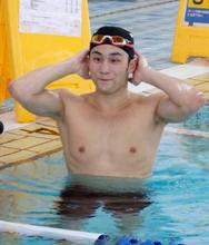 競泳、佐藤が２分６秒台へ自信 平泳ぎで五輪狙う１９歳