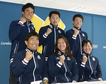 北島選手、亡きライバルに誓う「精いっぱいの泳ぎを」　競泳代表が開幕前会見