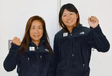 セーリング女子代表帰国 吉田「五輪メダルへ練習」