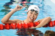 水泳の星、２００バタで「金」 女子初、世界選手権