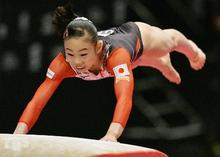 世界体操、日本女子は５位 米国３連覇、団体決勝