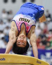 白井、跳馬の新技挑戦へ ６月の全日本種目別体操で