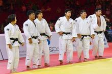 柔道、混合団体の日本が金メダル 世界選手権最終日