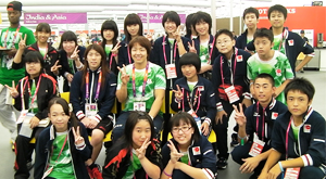 Meals with Saori Yoshida and Kyoko Hamaguchi (wrestling) in the canteen of the Olympic Village