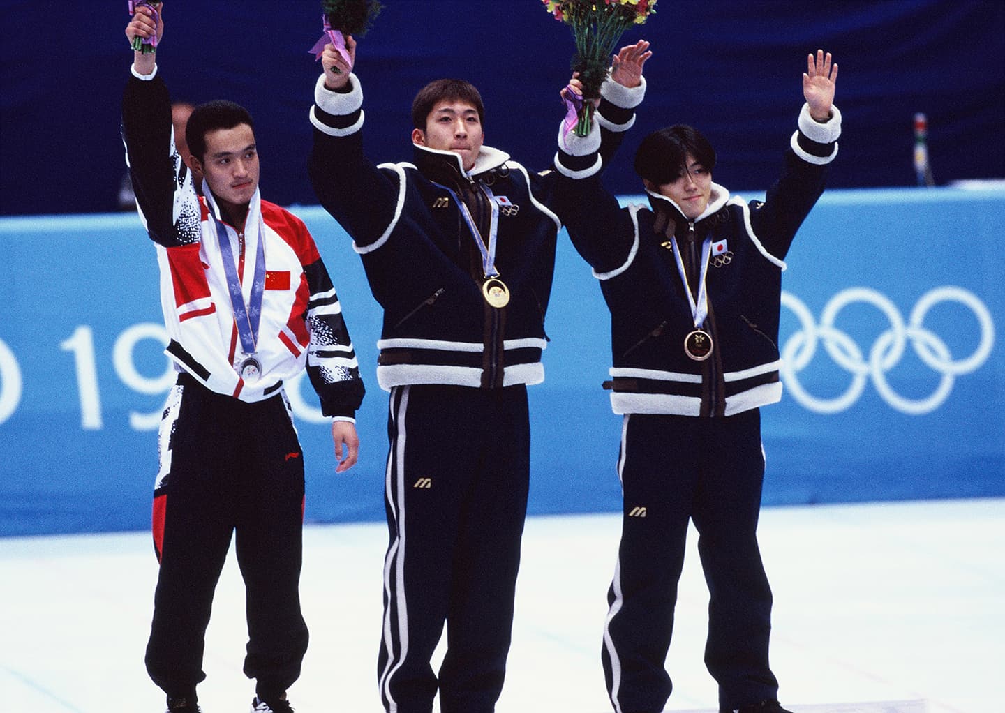 長野1998冬季大会ショートトラック男子500m表彰式西谷が金、植松が銅メダル