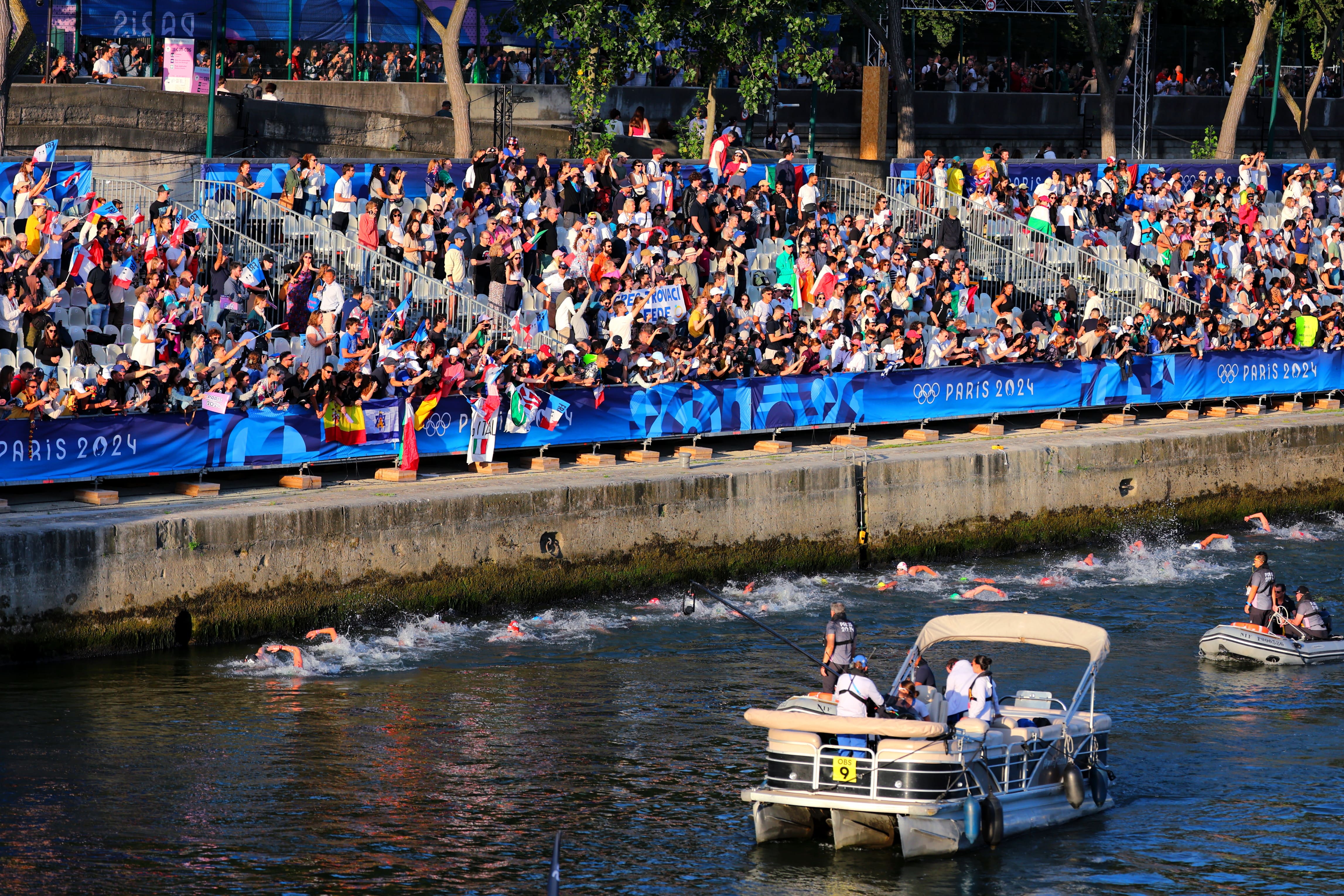 パリ2024大会 マラソンスイミング 男子10km
