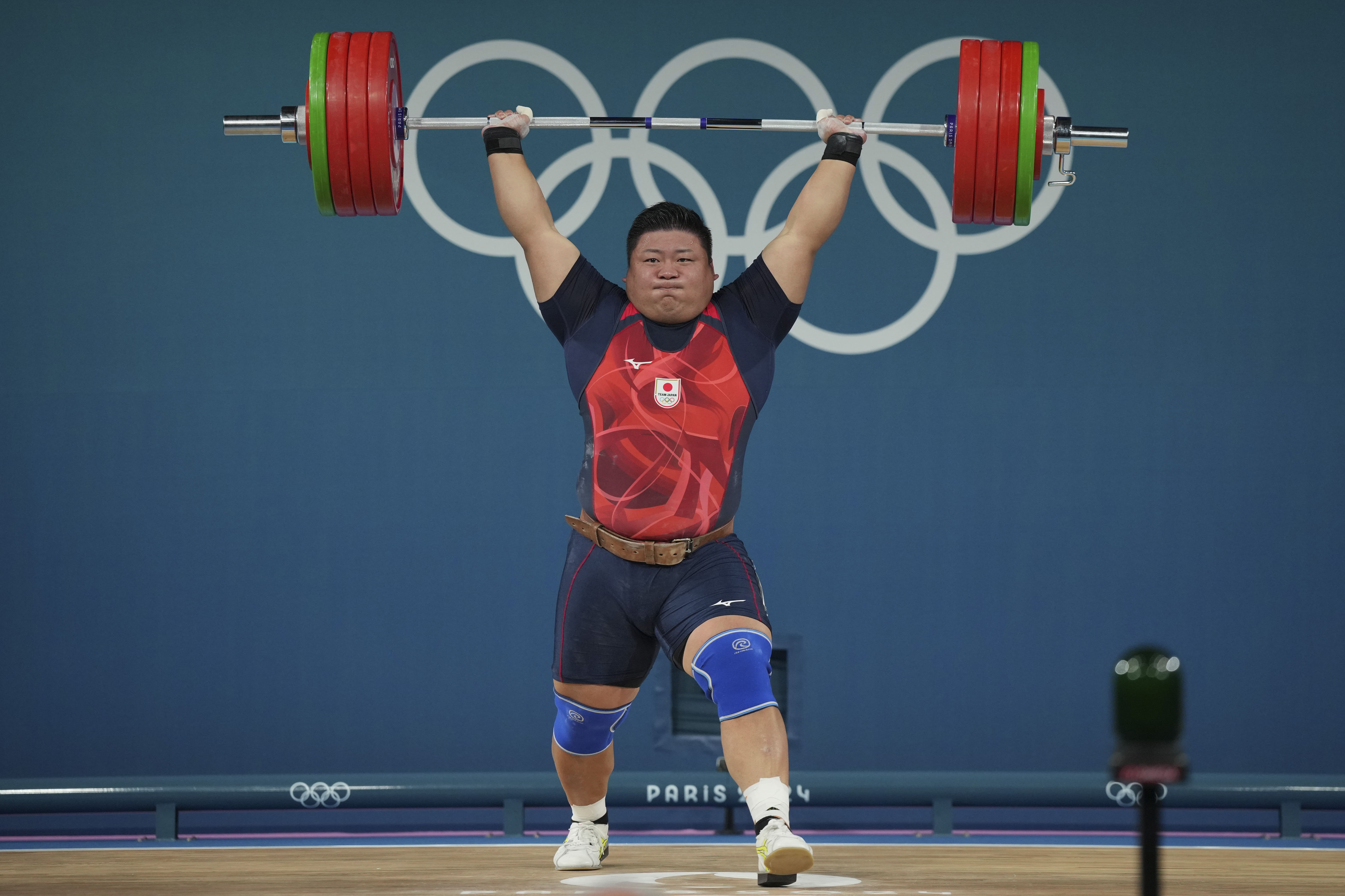 パリ2024大会 ウエイトリフティング 男子102kg超級