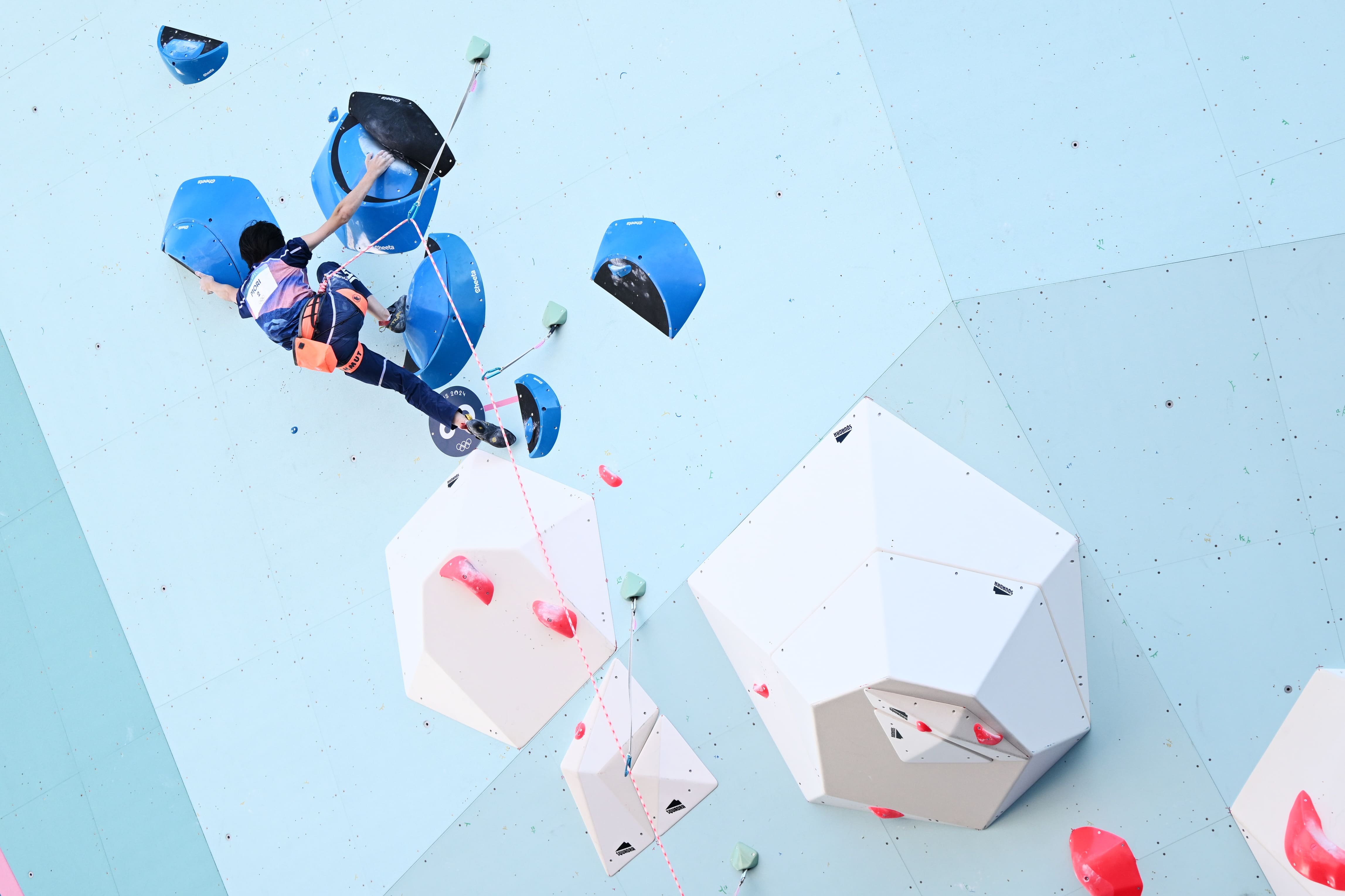 パリ2024大会スポーツクライミング女子ボルダー&リード決勝リード