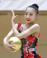 新体操、１６歳大岩が前半トップ 世界選手権代表選考会