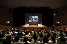 小平奈緒選手、荻原次晴さんらがトークイベント「オリンピック教室 校外編」を開催