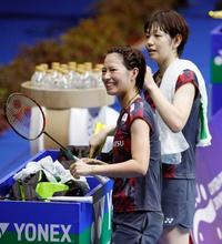 世界バド、桃田が男子初の決勝へ 女子ダブルス決勝は日本勢対決