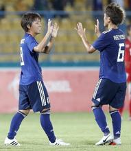 日本男子は２連勝、女子白星発進 サッカー・１６日