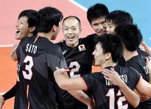 日本男子は１位で突破 バレーボール・２４日