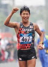勝木が男子５０キロ競歩で優勝 陸上・３０日