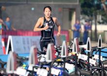 女子は高橋侑子が優勝 トライアスロン・３１日