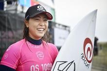 サーフィン、都築が日本女子初Ｖ プロ最高峰ＣＴの参戦権争う予選