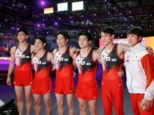 体操、日本男子３位で団体決勝へ 萱、個人総合で４位通過
