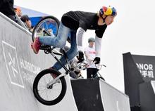 ＢＭＸ１７歳中村が日本男子初Ｖ パークＷ杯最終戦