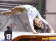 体操の畠田瞳、個人総合の大会Ｖ 「１年間ミスなく終えたい」