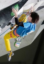 Ｓクライミング、森秋彩がＶ２ リード、男子は吉田智音が初優勝