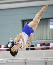 体操、１９歳橋本が初Ｖで五輪へ ２位萱と初の代表切符