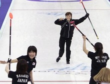 【カーリング】日本女子カーリングチーム、強豪カナダに勝利！