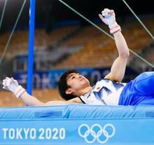 内村航平、決勝進出ならず 鉄棒で落下、進退は明言避ける