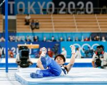 五輪、柔道・高藤直寿が金１号 渡名喜風南は「銀」