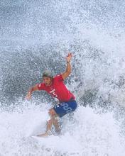 サーフィン男子、五十嵐が「銀」 新競技で世界トップの実力発揮