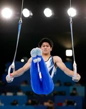 体操個人総合で１９歳橋本「金」 日本勢３連覇