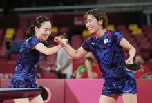 女子団体で日本が８強入り 卓球・１日