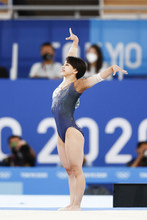 【メダリスト会見】体操女子種目別ゆかの村上選手「5年間が詰まった銅メダル」