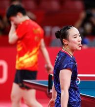 女子団体、日本は銀メダル 卓球・５日