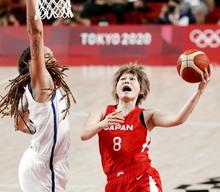バスケ日本女子が銀メダル 初の表彰台、米国は７連覇