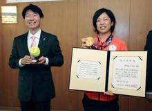 ソフト原田選手に県民栄誉賞 岡山、東京五輪で金メダル