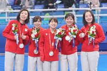 【メダリスト会見】カーリング女子団体「この競技は素晴らしい、大好きだなと再確認できるオリンピックだった」
