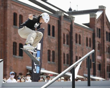 西矢、中山ら決勝進出 スケートボード女子