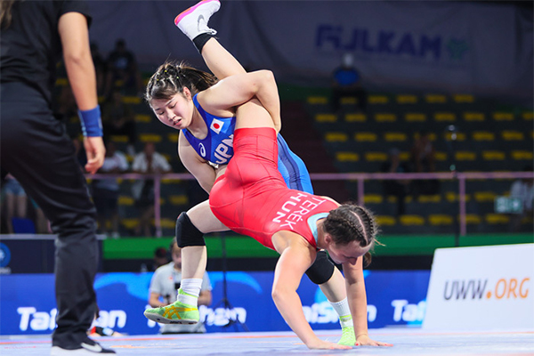 【JOCエリートアカデミー】レスリング内田颯夏選手がU17世界選手権で優勝