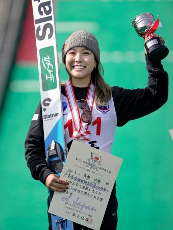 小林陵、高梨が２連覇 全日本ジャンプラージヒル
