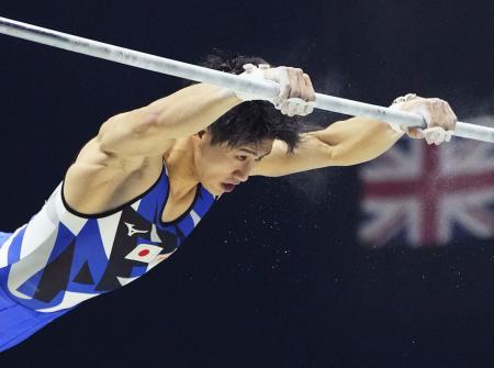 橋本が鉄棒で銀 体操の世界選手権最終日