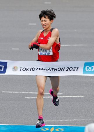 山下が日本男子最高の７位 東京マラソン、女子は松田６位