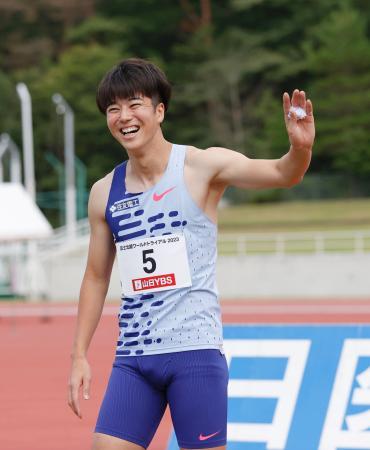 男子１００ｍ、多田Ｖ１０秒２０ 陸上の富士北麓大会