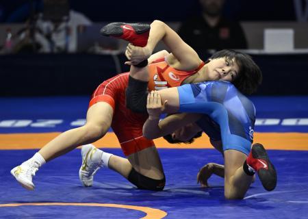 藤波朱理が五輪へ、１２６連勝 レスリング、元木咲良も代表に