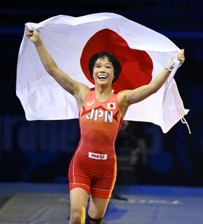 藤波がＶ２、１２７連勝に 世界レスリング、元木２位