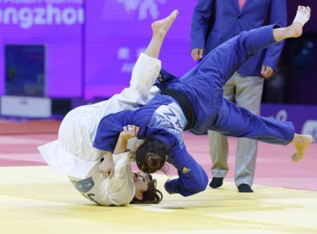 柔道角田が「金」１号 競泳の鈴木、入江が銀