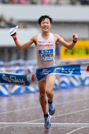 五輪マラソン代表に小山、赤崎 女子は鈴木、一山がパリへ