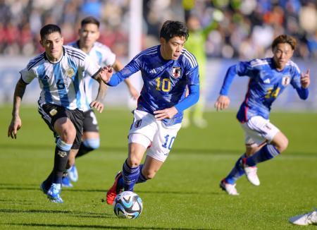 Ｕ２２日本、アルゼンチンに快勝 国際親善試合で５―２