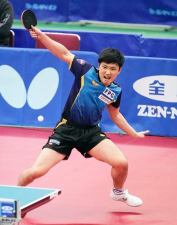張本智、早田ひなら４強 卓球、パリ五輪選考の全農杯