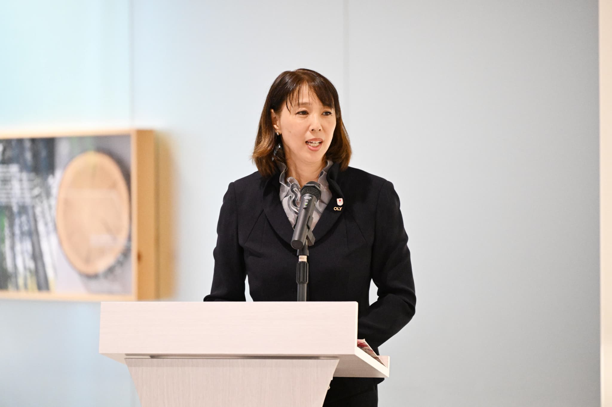 司会を務める小谷実可子JOC常務理事（写真：MATSUO.K/AFLO SPORT/JOC）